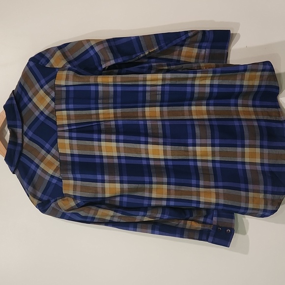Logo‎ Plaid Button-Up Shirt with Lace Hem - Picture 5 of 5